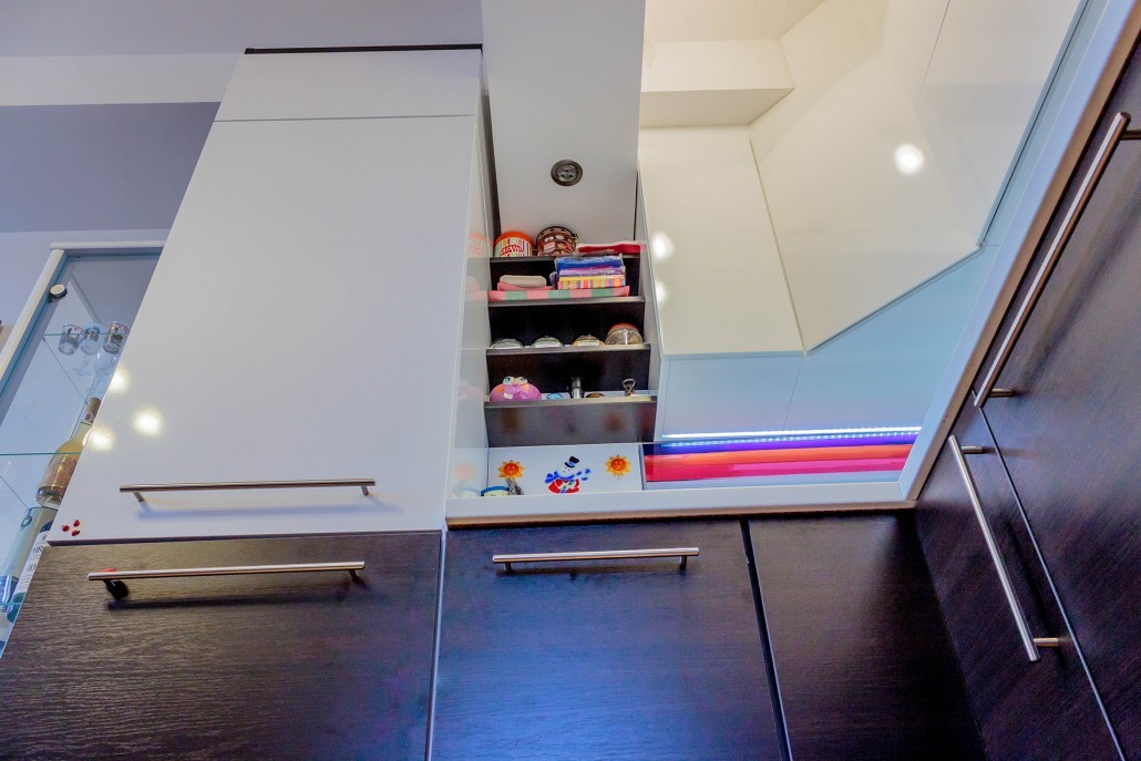 Пенал - самый вместительный и удобный шкаф на Вашей кухне