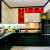Чёрно-белый угловой кухонный гарнитур 11 кв.м с красными витринами